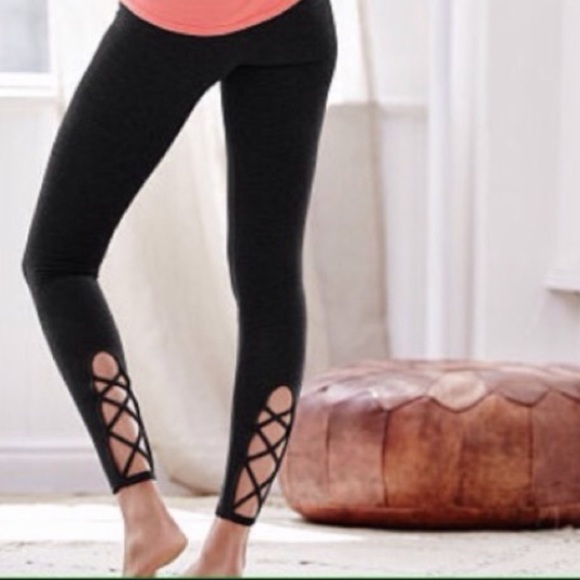 Victorias Secret Criss Cross Leggings 